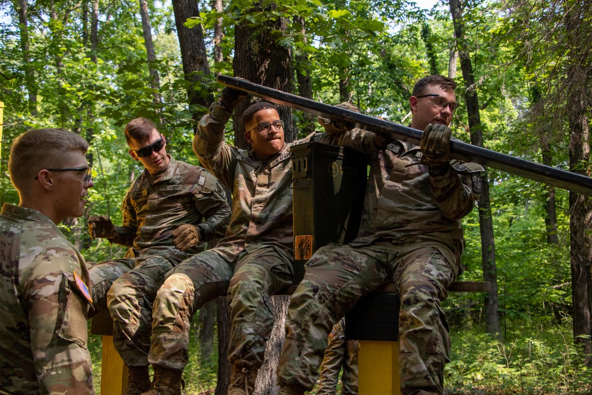 1st Regiment Advanced Camp Cadets participate in the field leader reaction course (FLRC), which allows Cadets to work as a team to complete each obstacle while building leadership skills. Teamwork makes the dream work 💪.

Photos by Madelyn Guinn and Jaden Whiteman