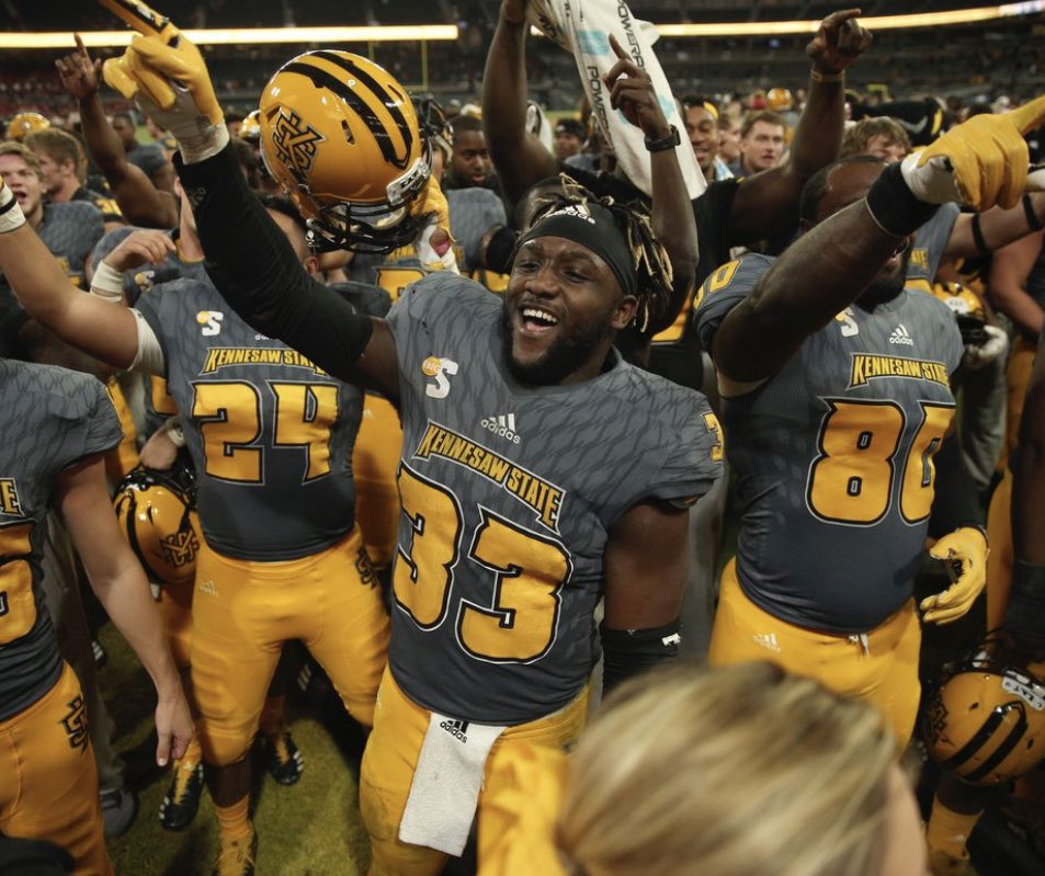 Elliot Ward 6’6.5 280lbs OT tweet media