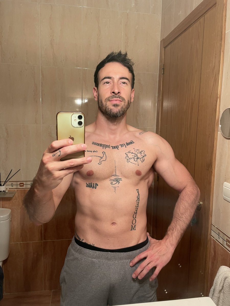 bolsaperezosos's tweet photo. 👉🏻No consigues BAJAR de PESO
Soy Andrés, entrenador personal de alto rendimiento 🏋🏻‍♂️

Voy a mostrarte cómo entrenar:
🔸Menos de 40 minutos
🔸3 veces/semana
🔸Con plan de comida ¡sin pasar hambre!
PERDIENDO GRASA y CONSTRUYENDO MÚSCULO 🔥

🧶Aquí dejo hilo con recursos GRATUITOS 👇🏻 https://t.co/AZ4OVvYLdq