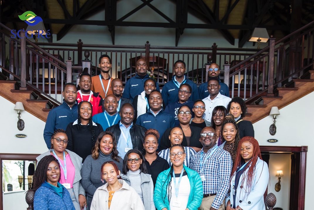 𝐒𝐂𝐆-𝐑𝐞́/ 𝐀𝐜𝐭𝐮

La #SCG-Ré a été invitée par la Direction Générale de MUKOMA FINANCIAL SERVICES (MUKFIN) à participer à la #3ème édition de la #Conférence #annuelle des #souscripteurs du 13 au 17 Mai à Johannesburg et à Durban, en Afrique du Sud.