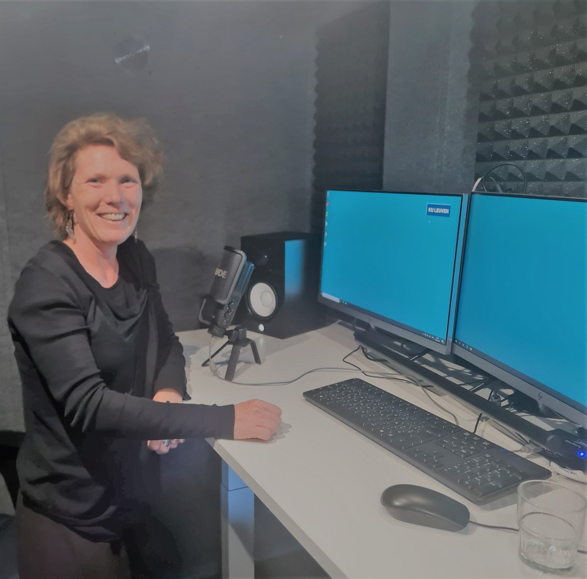 Tessa Avermaete (@tessaavermaete) on Twitter photo opname voice over met <a href="/Marijn3D/">Marijn Raeven</a> Landbouw in Vlaanderen - Kan het anders? Animatievideo in samenwerking met <a href="/KU_Leuven/">KU Leuven</a> Bijna klaar.. <a href="/olivierhonnay/">Olivier Honnay</a> <a href="/gerardgovers/">Gerard Govers</a>
Bedankt aan de collega's van LIMEL voor de ondersteuning opname voice over met <a href="/Marijn3D/">Marijn Raeven</a> Landbouw in Vlaanderen - Kan het anders? Animatievideo in samenwerking met <a href="/KU_Leuven/">KU Leuven</a> Bijna klaar.. <a href="/olivierhonnay/">Olivier Honnay</a> <a href="/gerardgovers/">Gerard Govers</a>
Bedankt aan de collega's van LIMEL voor de ondersteuning