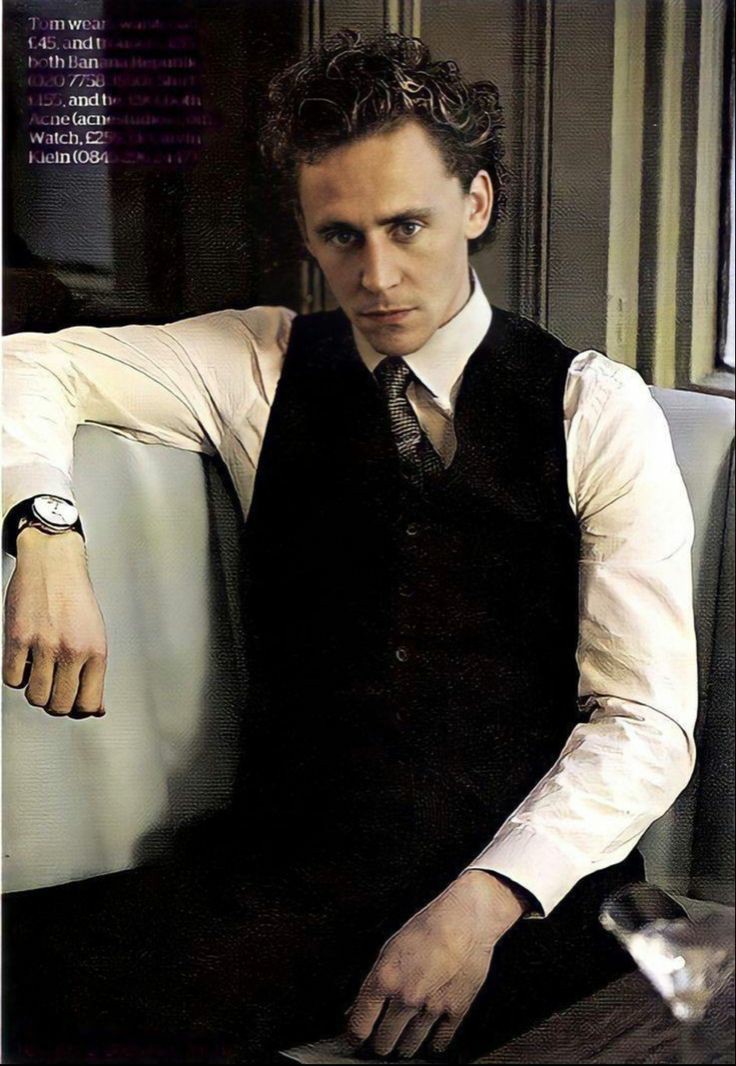rarehiddles's tweet photo. https://t.co/tFYrSMuEMm