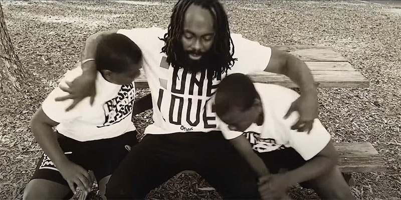 ReggaeRevellers's tweet photo. Champeon Brings Forth Latest Track Blessed
https://t.co/i19bfLZMoG
@Therealchampeon  #jamaica  #reggaemusic #reggae #loversrock #roots #peckings #dancehall #rootsreggae #reggaedancehall #rootsandculture #dubplate #londondj #ukreggae #dancehallmusic #rootsmusic #reggaevocals #Dub https://t.co/Ga6TzHAibx