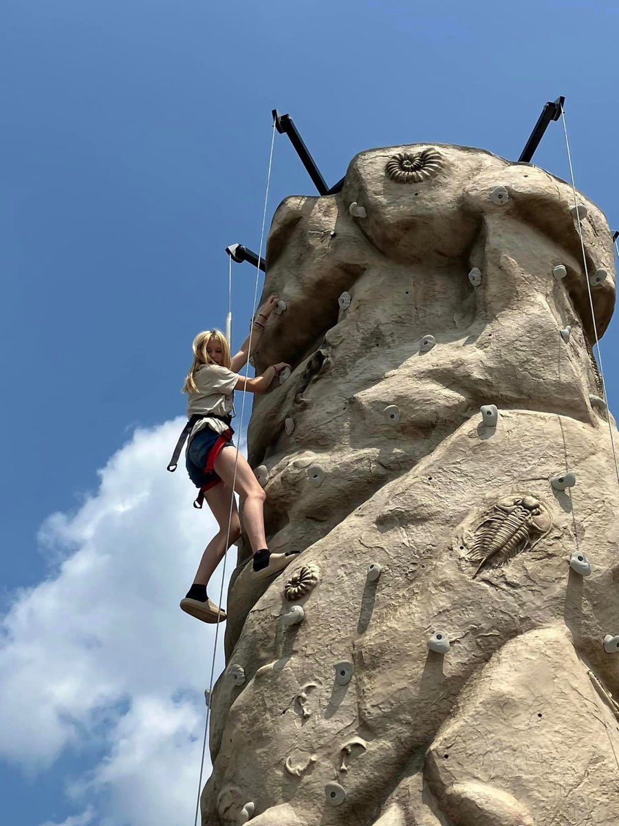 abcmomusa's tweet image. Family Day @130th_AW was a success thanks to our amazing #oneguardfamily! Thank you to the @130th_AW Student Flight, @WVNationalGuard Mountaineer Challenge Cadets, @WVNGFamPrograms and Charleston Civil Air Patrol for your work volunteering! 
#readytogo #oneguard #oneguardfamily