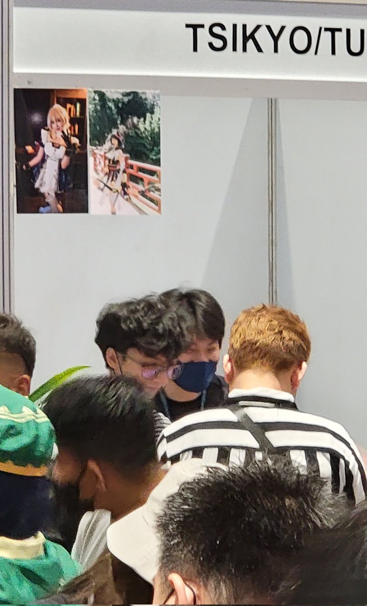 _dannnnnn_'s tweet photo. @AsianGuyStream I only got these two on Day 1 😭 Sucks I couldn't grab any of myself in it as well bcs lines were ungodly ☠️ Now I treasure these fr as I fly back home tomorrow https://t.co/NTJR1m3HAY