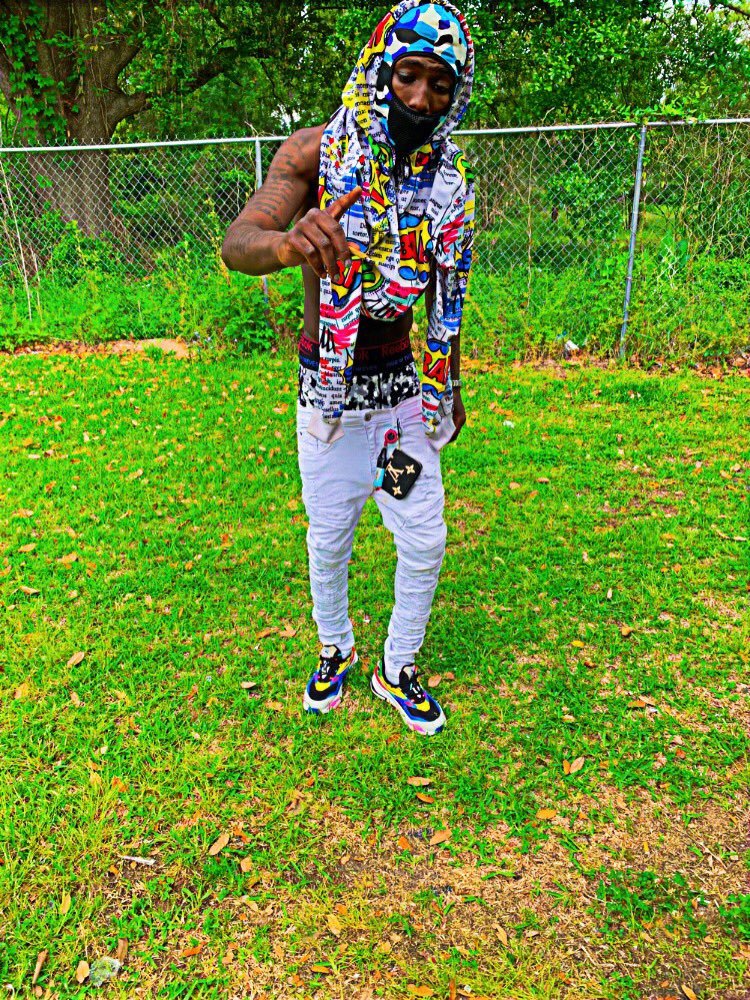 Bacc like I neva left 🦍💜