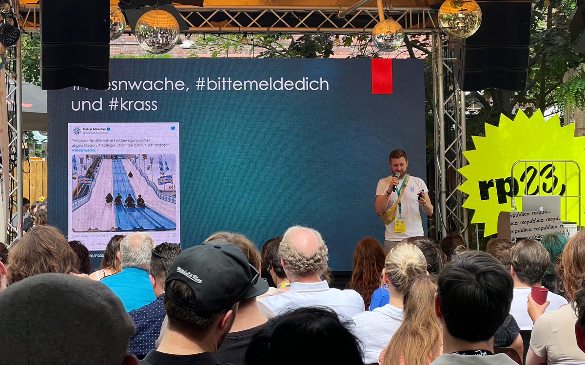 Zueri's tweet photo. Der Mainzer Richter @JensMilker findet die #Wiesenwache der @PolizeiMuenchen weder lustig noch opportun. Auch wenn ich diese Auffassung so nicht teile, eine spannende und wichtige Diskussion an der #rp23. 
#instacops #ICoPs #somepolicing https://t.co/JlroGlrkLi
