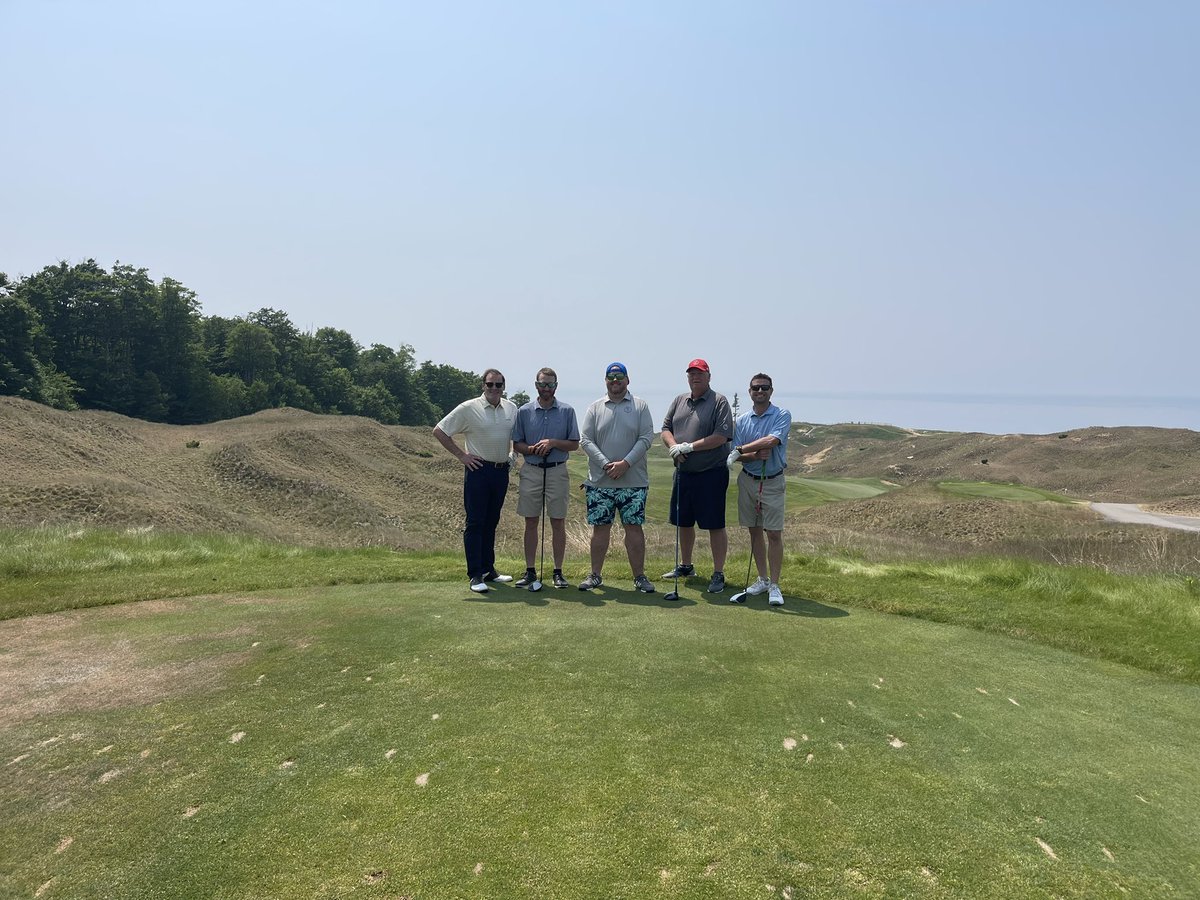 SRettmann25's tweet photo. Great trip up north with my team! Enjoyed networking and playing Arcadia South Course and Arcadia Bluffs with @MiGCSA and the @wee1foundation fundraiser! @VAnderson981 even helped clean the plane when we got home 🤘 https://t.co/dsvp5OEJWo