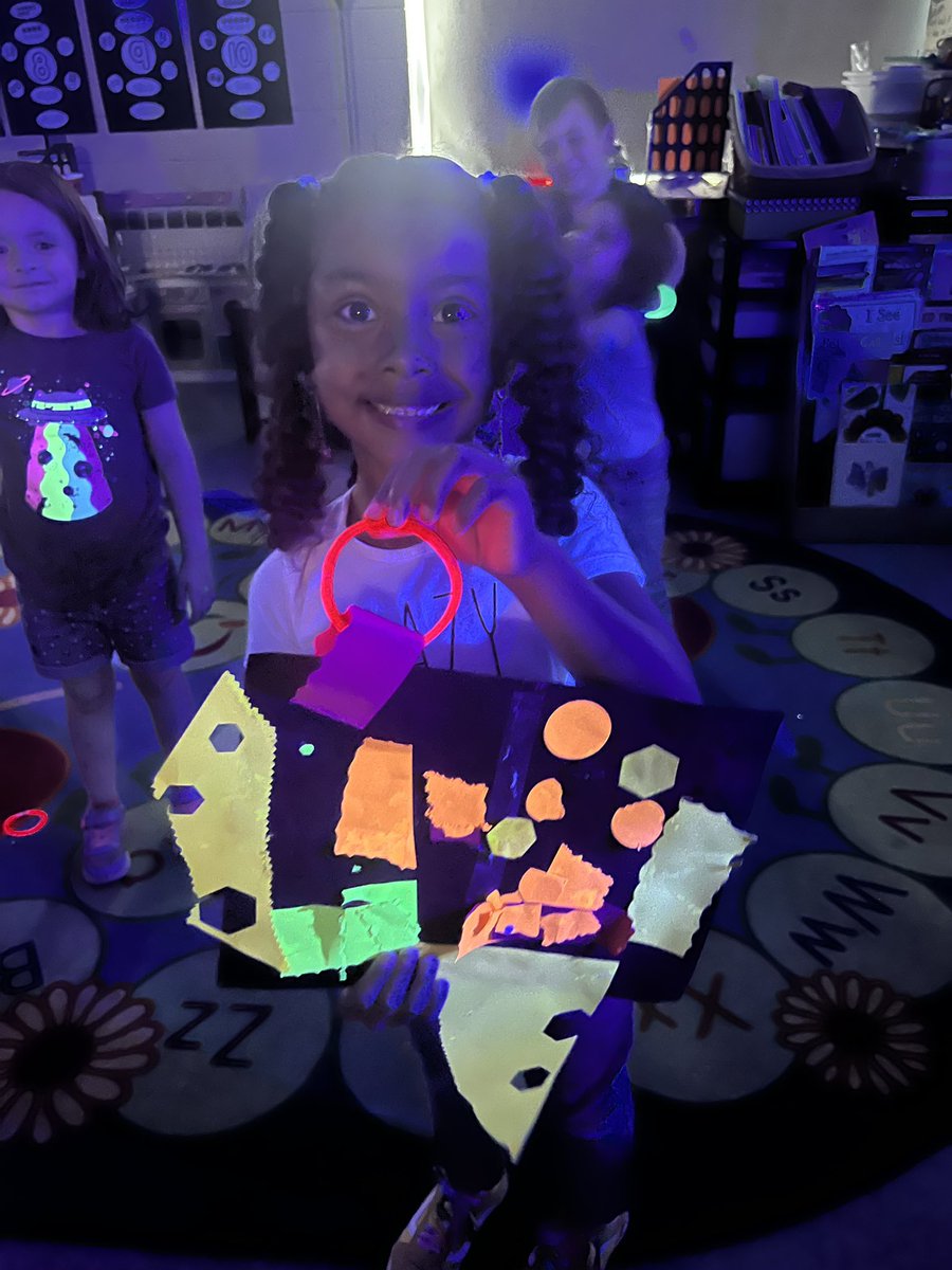 ABC Countdown N = Neon Art!    They were so surprised when I turned on the black lights and it glowed! #happyclassrooms
#KinderPalsRock