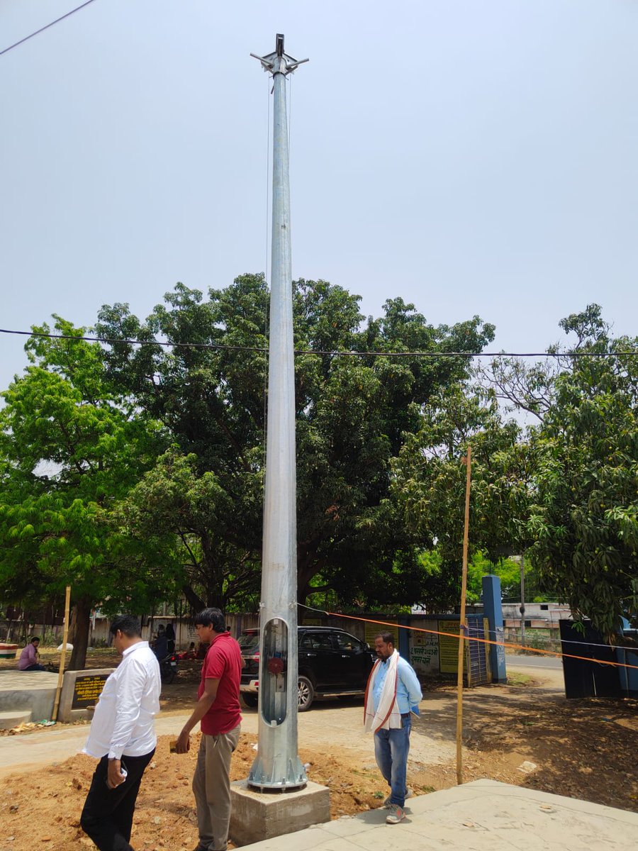 Ankit Pandey (@eankitpandey) on Twitter photo 🌇Solarising Godda for #Development🎯
Under JH-RESET <a href="/Swaniti/">Swaniti Global</a>, our Associate, <a href="/9627hemantsingh/">HEMANT KUMAR SINGH</a> is supporting solar #RoofTop installation on 17 sites in Godda, amounting to total capacity of 250 kW.
Additionally, 10 sites for installing Solar #HighMast Lights, which is ongoing! 🌇Solarising Godda for #Development🎯
Under JH-RESET <a href="/Swaniti/">Swaniti Global</a>, our Associate, <a href="/9627hemantsingh/">HEMANT KUMAR SINGH</a> is supporting solar #RoofTop installation on 17 sites in Godda, amounting to total capacity of 250 kW.
Additionally, 10 sites for installing Solar #HighMast Lights, which is ongoing!