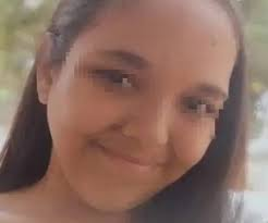 JOSE04185804's tweet photo. Hace mas de dos años esta jovencita murio cuando cayo de un vehiculo en una caravana estudiantil. ...Y se estan preparando para la caravana de este año... https://t.co/D4VlDEdp5i