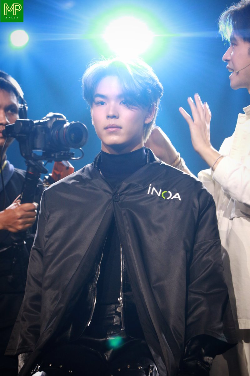 MPlay_2021's tweet photo. พี่ “ก้อง - กฤษฏิ์” Brand Professional Ambassador สร้างสรรค์ลุคสีผมด้วยผลิตภัณฑ์ iNOA ให้กับนักแสดงชื่อดัง “ปิง - กฤตนัน”

#Pingkrittanun #Gonghive
#LorealProTH 
#NewiNOATH #iNOA
#RendezvousWithFutureYou https://t.co/J0Nkv29K17