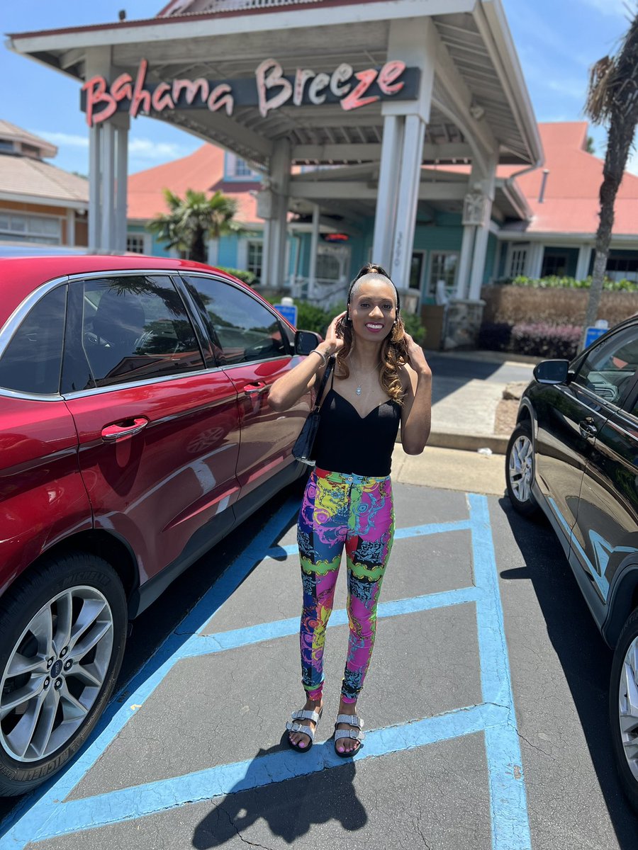 MorganWilbon's tweet image. #25 💕 #twentyfine 🤪