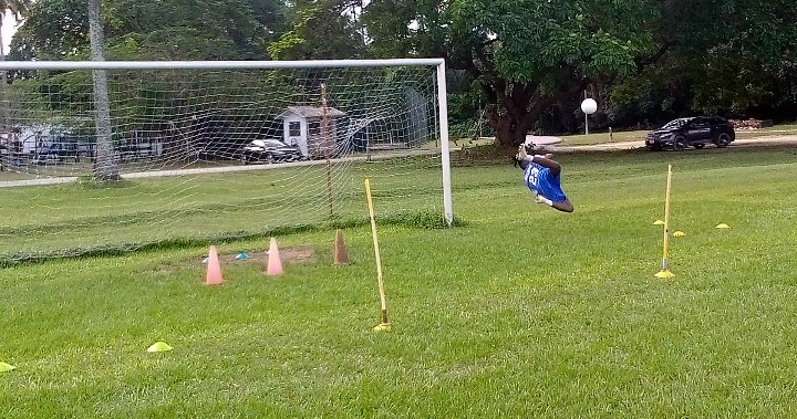 mignolet_mignon's tweet photo. https://t.co/oHuRXIwk0F
