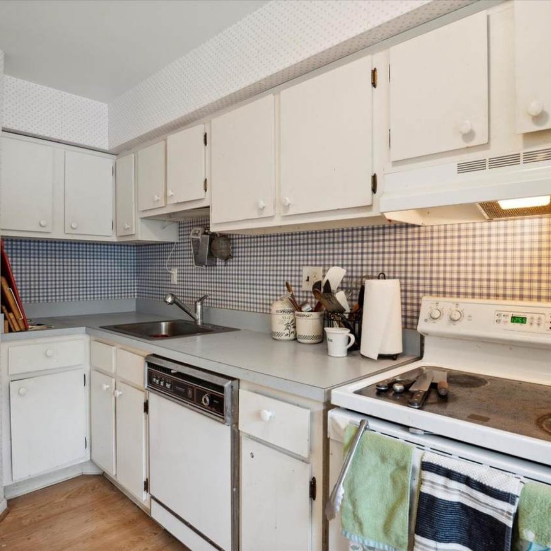 _TWHRT's tweet image. Contact Kim for more details 🔑
.
.
.
#williamholderrealty.com #likecommentshare #westchester #realtors #newlistings