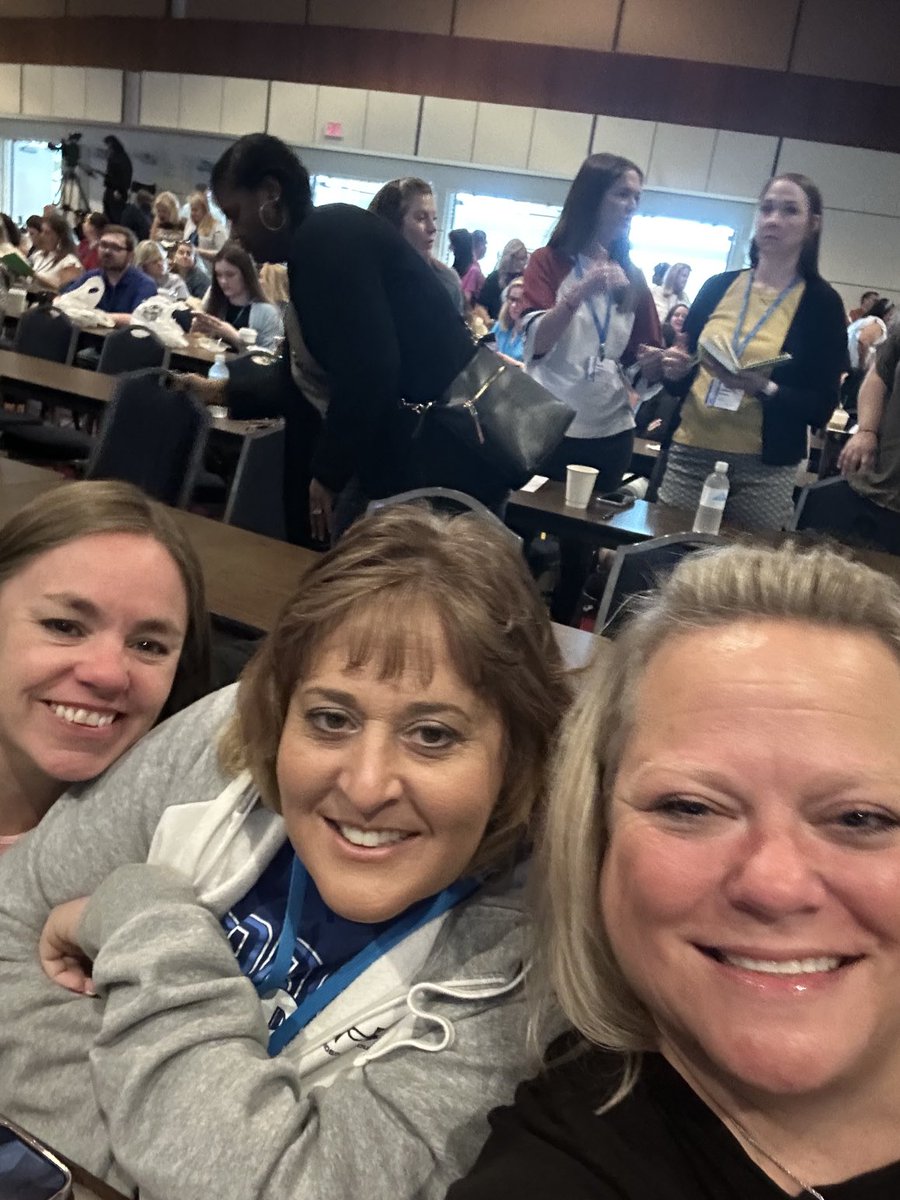 CBarth_Reading's tweet image. #Solutiontree We are learning about PLCs together!