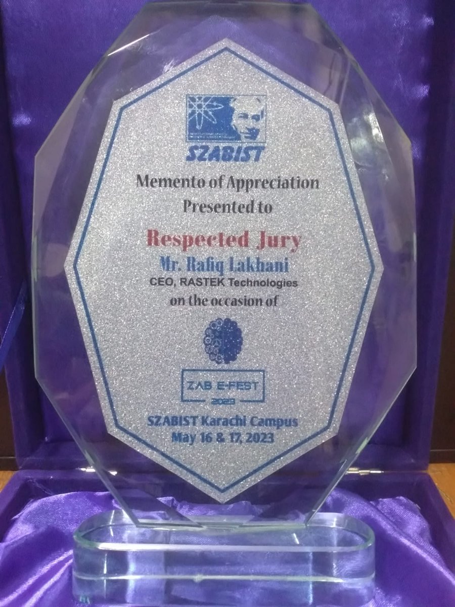 Rastek_tech's tweet photo. At Szabist, Karachi campus as a member of the student's projects evaluation jury.....
Great ideas... brilliant students.
Very positive hope for technology future indeed https://t.co/JVqu4Zqy0f