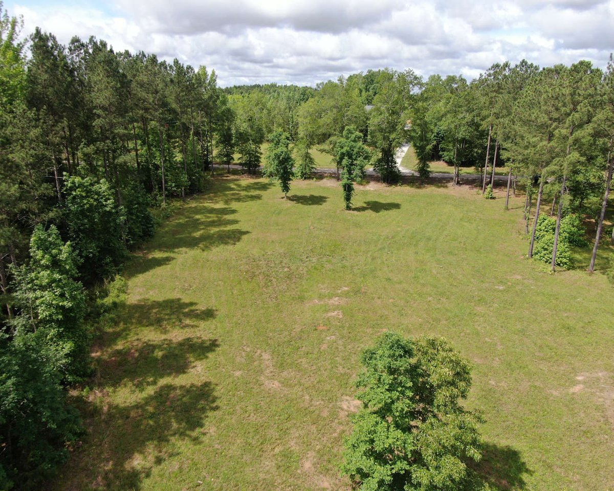 We are please to have represented the Sellers of 6.08 +/- acres on Daventon Road in Honea Path, SC.  We appreciated the landowners confidence in us to get their land sold! If you have land for sale in Upstate SC, call us at 864-232-6922 for professional, land brokerage services.