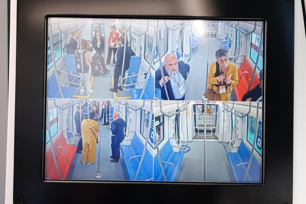 Alstom's tweet image. What a pleasure to welcome @Fundacion_ONCE to our booth at @uitpsummit! We work closely together to develop inclusive mobility solutions worldwide.

#UITP2023