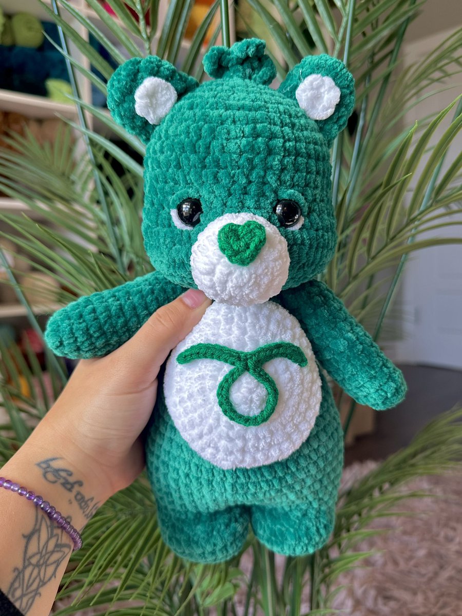 amthystart's tweet photo. zodiac bears💚💜 https://t.co/TxYg0tCyGA