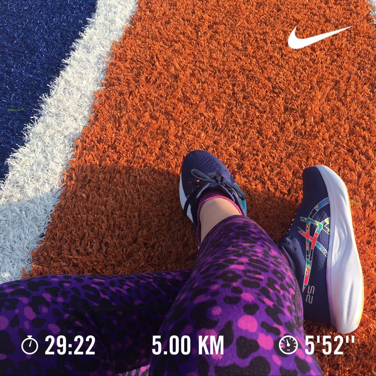 Si se pudo!! Estrenando compañeros de kilómetros y sonrisas #Yoelegicorrer#Mexico#AsicsGelnimbus25