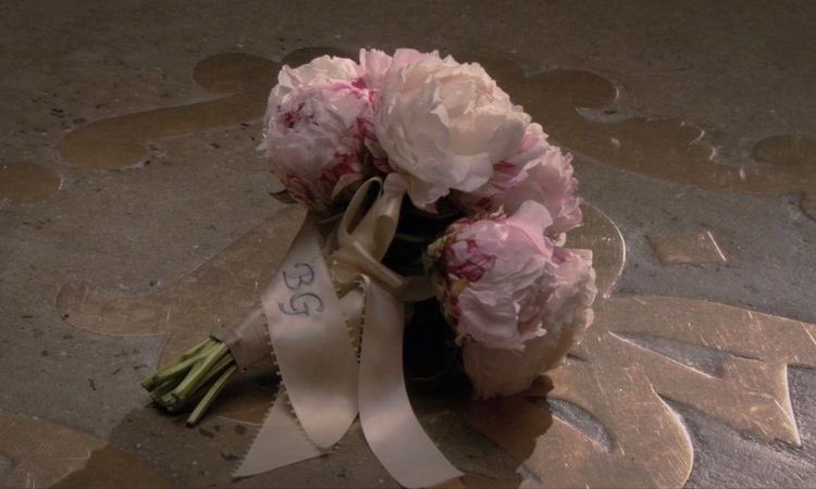 gossipgirlsafe's tweet photo. it’s peony season!! https://t.co/ehXaKM8fp3