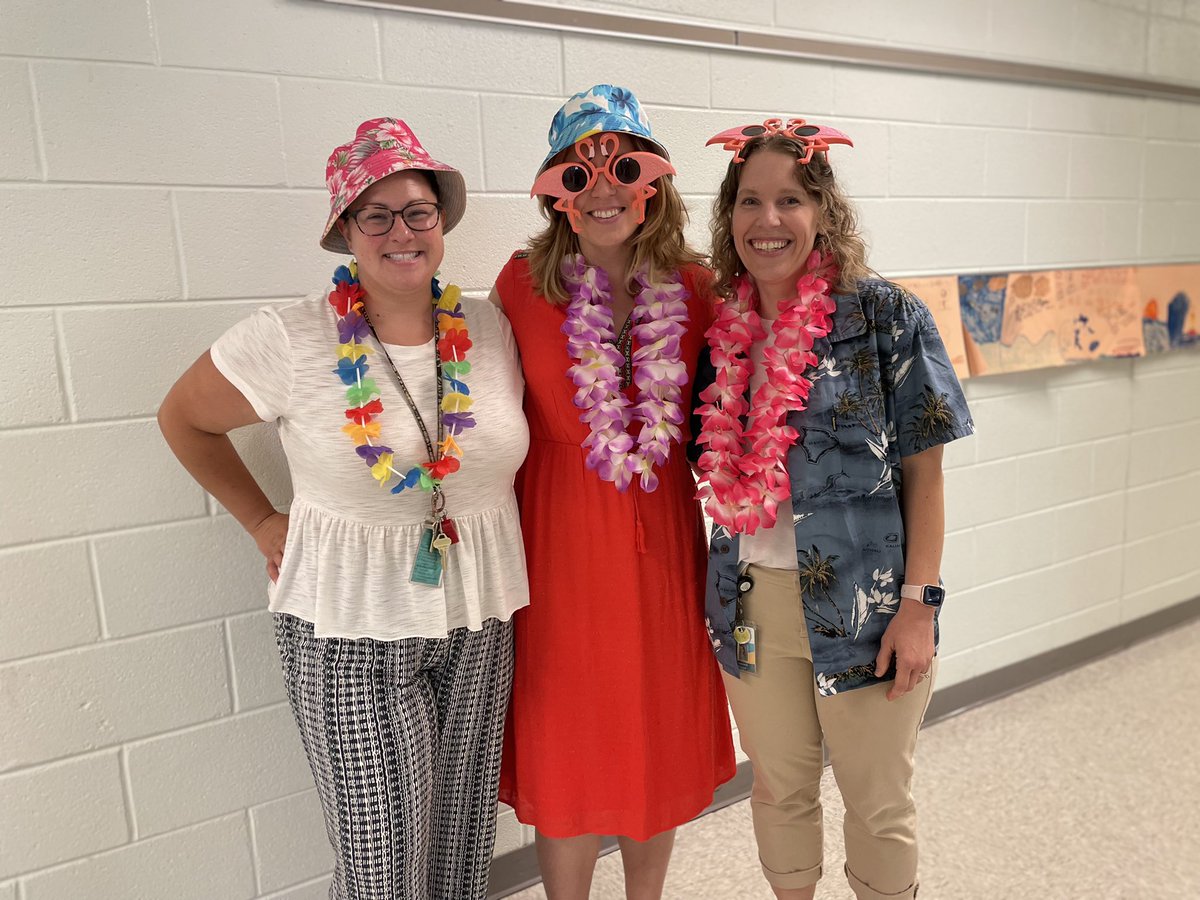 3rd grade teachers are ready for beach day! #spiritweek <a href="/WoodburnES/">Woodburn Elementary School</a>