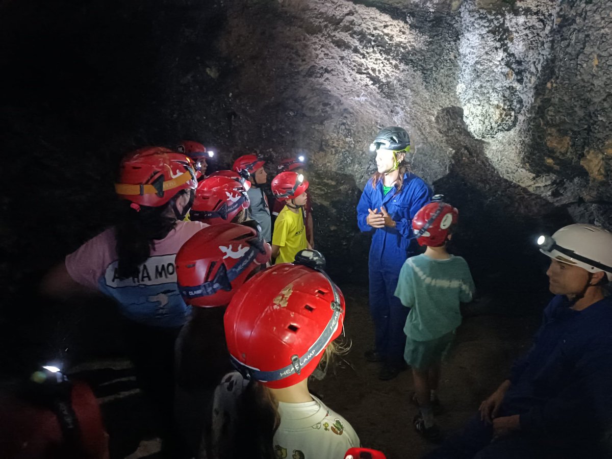 Espeleologia: lur barruan bizi eta bitxi zoragarriak aurkitzeko zientzia da🙃😃🤗<a href="/beg34Alaitz/">Andereño Alaitz</a> <a href="/beg34inigo/">Iñigo Azkueta</a> <a href="/Beg34Xabi/">Maisu Xabi</a>