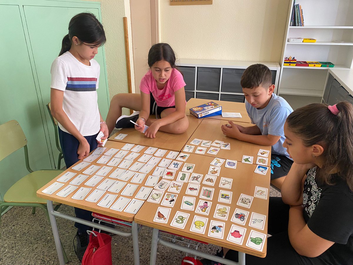 EscolaRocafonda's tweet image. #englishforfun #writings #flipbook #carnival @educaciocat @aliancesmagnet @EducacioMataro @SSTTMVO @SEmataro