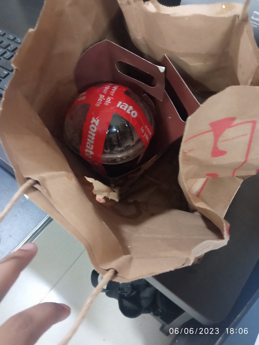 rishirddev's tweet photo. Today I have ordered from #swiggy. Delivery partner has brought orders falling down. And now, when we complaint, these swiggy executive told me that he need more time to investigate it.  So after more than 30 minutes order delayed and recieved damaged delivery, I have to wait for https://t.co/q1OKWpXaDI
