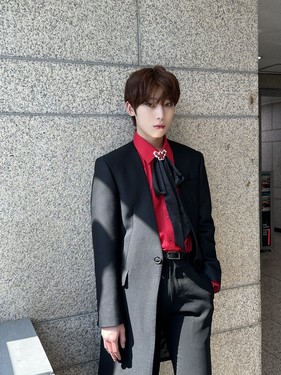 ENHYPEN_members's tweet image. ❤️ 🖤

#SUNOO #ENHYPEN #잘자요