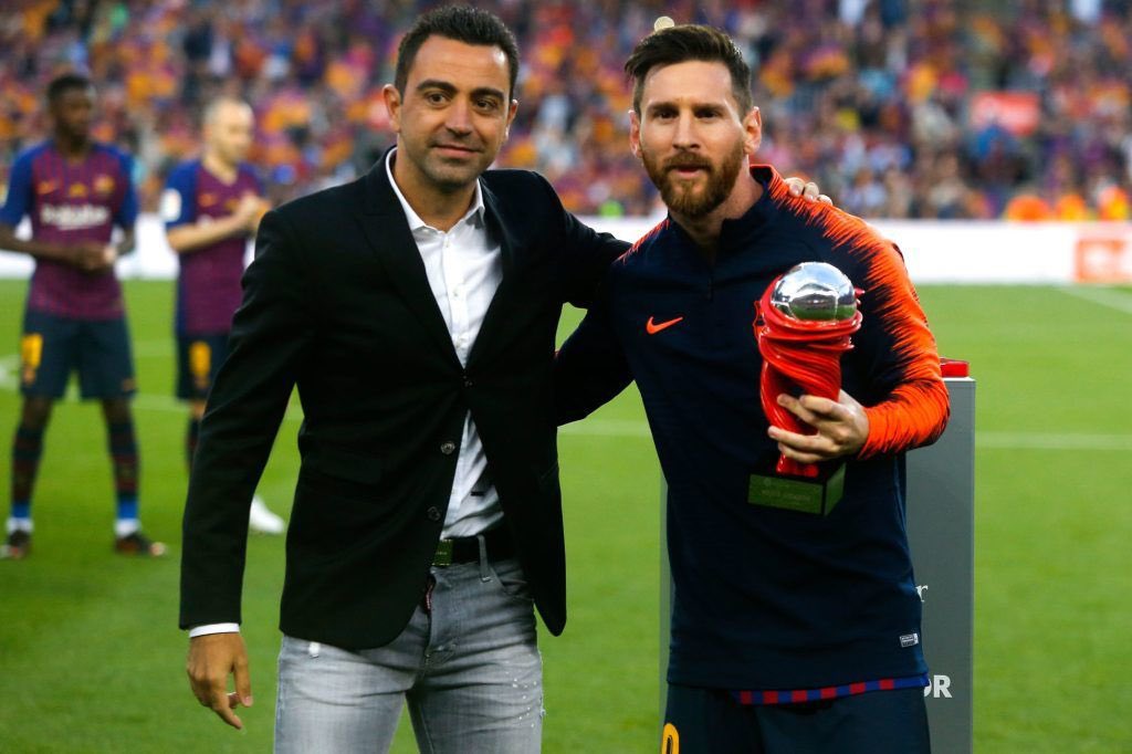 Xavi on Leo Messi’s decision expected soon: “Messi has the frying pan by it’s handle — it’s up to him”. 🚨🔵🔴 #FCB

“The situation is in the hands of Laporta and Jorge Messi, we’ll see how it ends”.