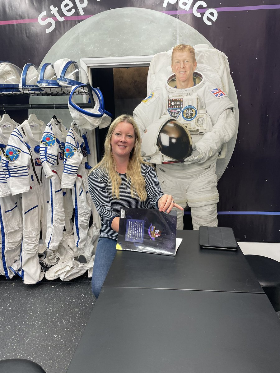 Great to catch up with @SpaceStoreUK and sign some Molly McDrew’s Space Adventure books. If you haven’t yet been to the store in Oxford, it really is well worth a visit. dotters.co.uk #kidlit #KS1 #picturebooks #teachers #space #primaryschools #parents