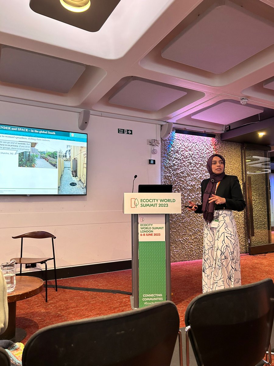 Really enjoyed presenting my work on the gender-energy-space nexus in the 'Democratising the city' session of @ecocitysummit, highlighting the need  4 gender-responsive planning & policies. #ecocity2023