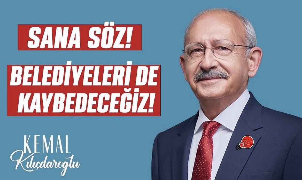 WHO18811938's tweet photo. 👉Kemal Kılıçdaroğlu…
👉Dürüst, efendi kaliteli bir insan. Ama Türkiye için uygun bir muhalefet adayı değil.
👉Sayısız seçim kaybetti… sayısız hata yaptı ama hepimiz son seçime kadar koruduk arkasında durduk destek olduk. 
👉Tuncay ve diğerleri yıllardır parti içinde örgütlenip Erdoğan’a ve kendilerine çalışırken Sayın Kılıçdaroğlu ya görmezden geldi ya dokunmamayı seçti.
👉Oylara ve seçimlere sahip çıkamadılar.
👉YSK önüne gitmeyi bırak ona oy verenlerin karşısına çıkıp ne düzgün bir açıklama yaptı ne seçim sonrası çıkıp özür diledi başaramadık dedi. 
👉Eğer CHP yeniden genç bir kadro ile kendini fabrika ayarlarına döndürmez ise elinde olan belediyeleri dahi kaybeder.
👉Bize FETÖ,PKK terörist dendi duymazdan geldik tam destek verdik ama buraya kadar.
👉Başarı elinden geleni yapmak değil kazanmaktır.
👉Bana kızanlar olacak ama takım tutar gibi CHP’yi desteklemek en büyük hatadır.
👉CHP sayın Kılıçdaroğlu ve kadrosu ile inat edip devam ederse ilk seçimde oy ve belediyeleri kaybedecektir.
👉Benim aday tercihim İmamoğlu ya da Mansur Yavaş idi ama 6 lı masa kimi aday gösterirse destekleyeceğiz demiştim sözümde durdum.
👉Bundan sonra CHP için tek çıkış yol değişimdir ve eğer Sayın Kılıçdaroğlu ve ekibi bunun önünde durmaya devam ederse en büyük hatayı yapmış olur. 
👉Değişim zamanı çoktan geldi geçiyor….
#cokusdonemi