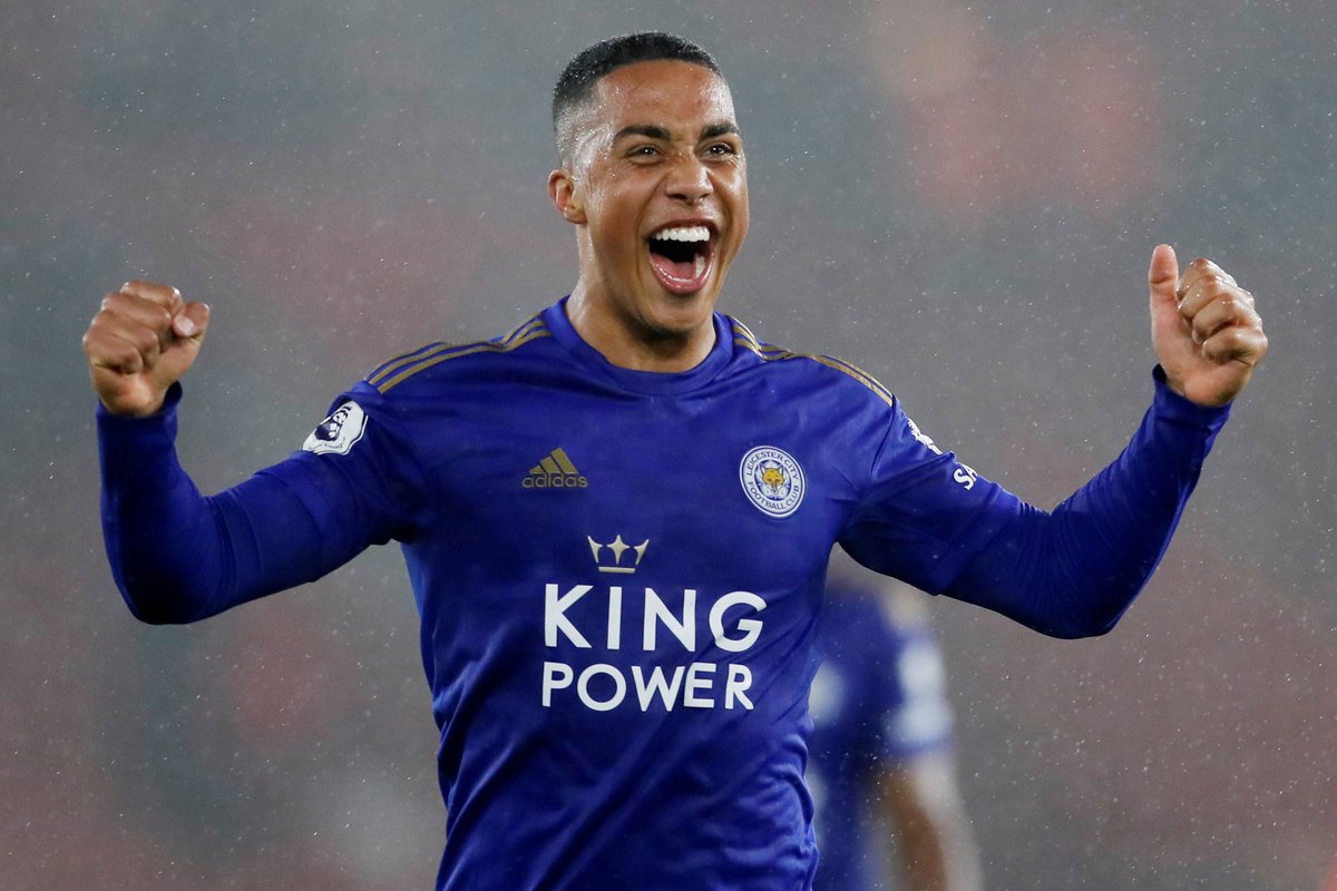 Youri Tielemans would be a fantastic addition for #avfc.

Great age profile at 26, and suits Emery's possession-hungry style.

You don't become a bad player overnight, he can be revitalised.