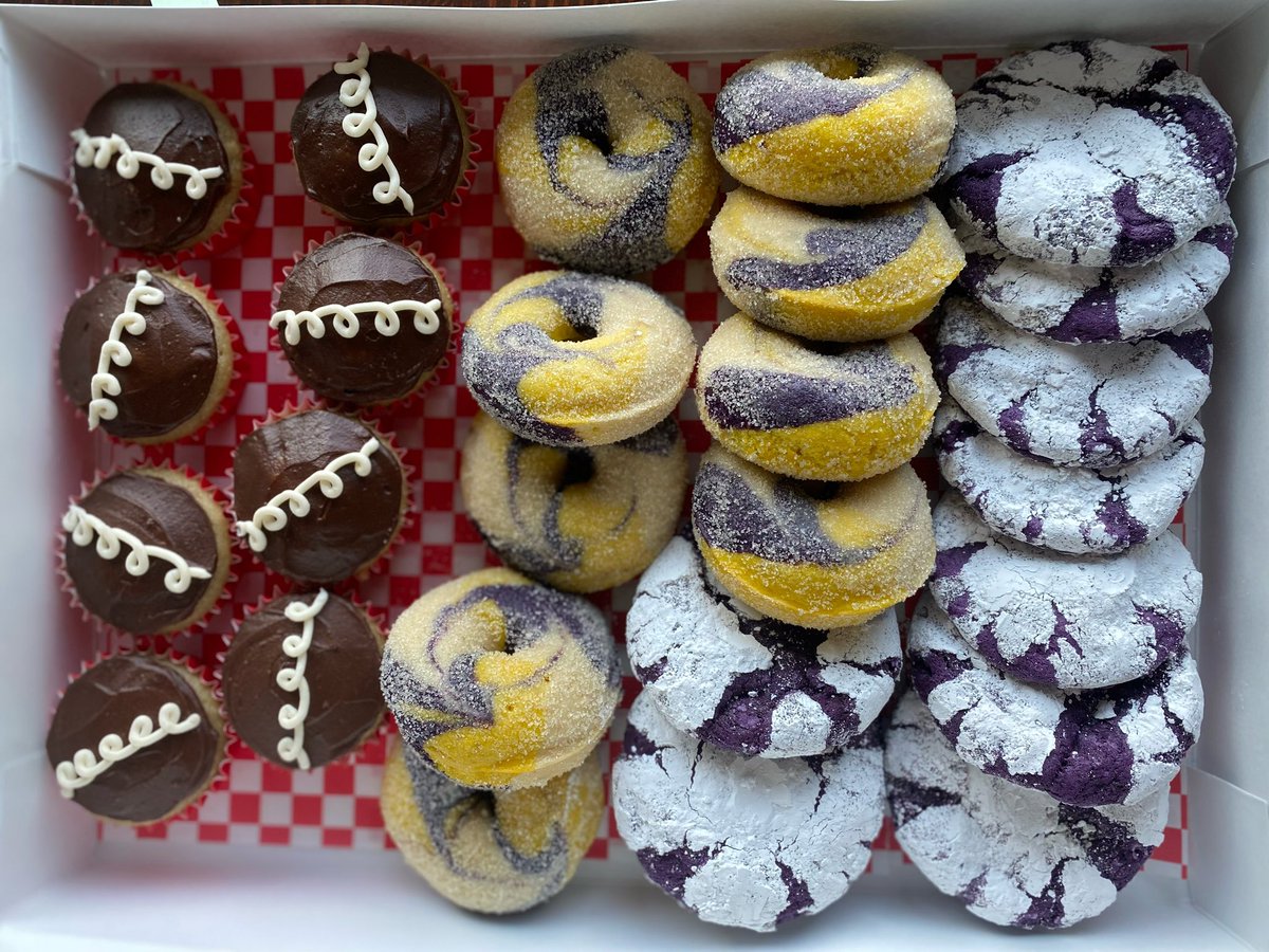 Goodies from Oso Good Kitchen and Panaderya. Thanks Isaac 😊📸 facebook.com/OsoGoodPan?mib…