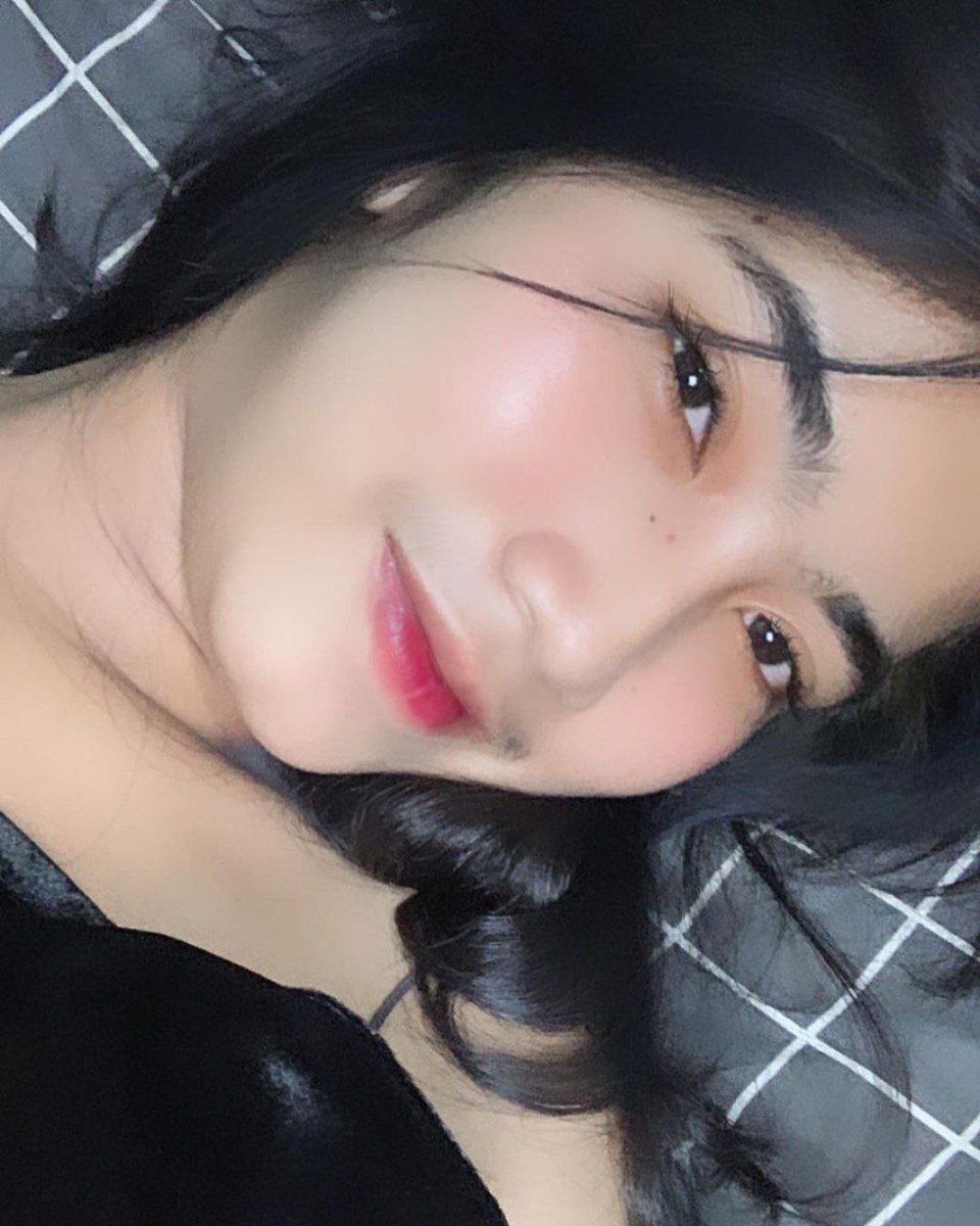 AlbertRalph_'s tweet photo. @FWBESS ada yang kenal sama cewe ini ? Kalo ada boleh spill socmed or nomor hpnya ? -thxbase https://t.co/alJthcNkrz
