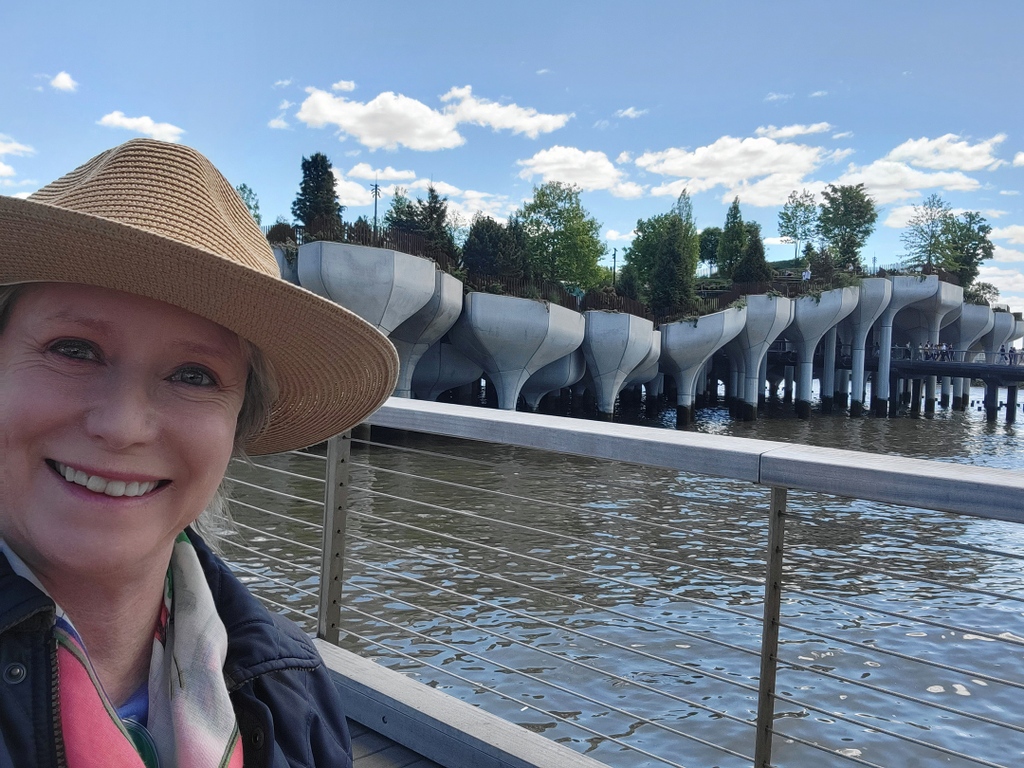 Little Island is a really fun new park in NYC on the Hudson!

plumbgoods.tv

#NYC #littleisland #travel #hudsonriver #trees #plumbgoods #eveplumb #daisy #happinessincluded #janbrady