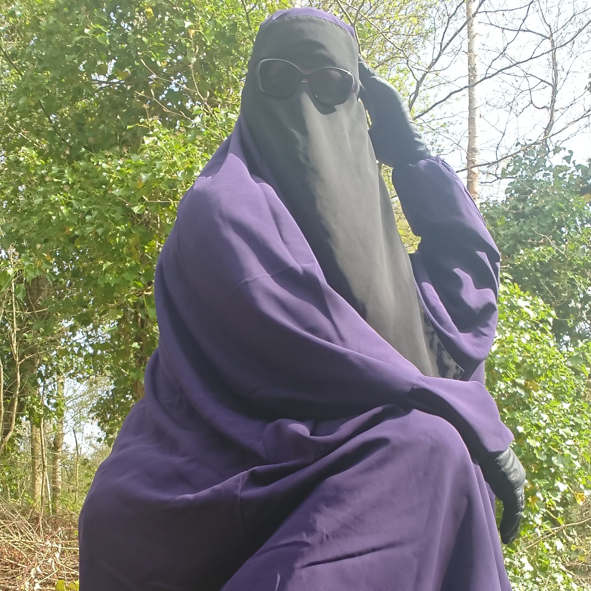 Niqab with best sale sunglasses