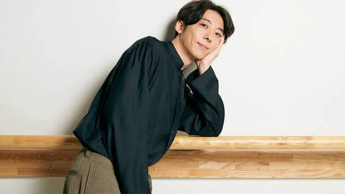 首痛めてるポーズ好き。