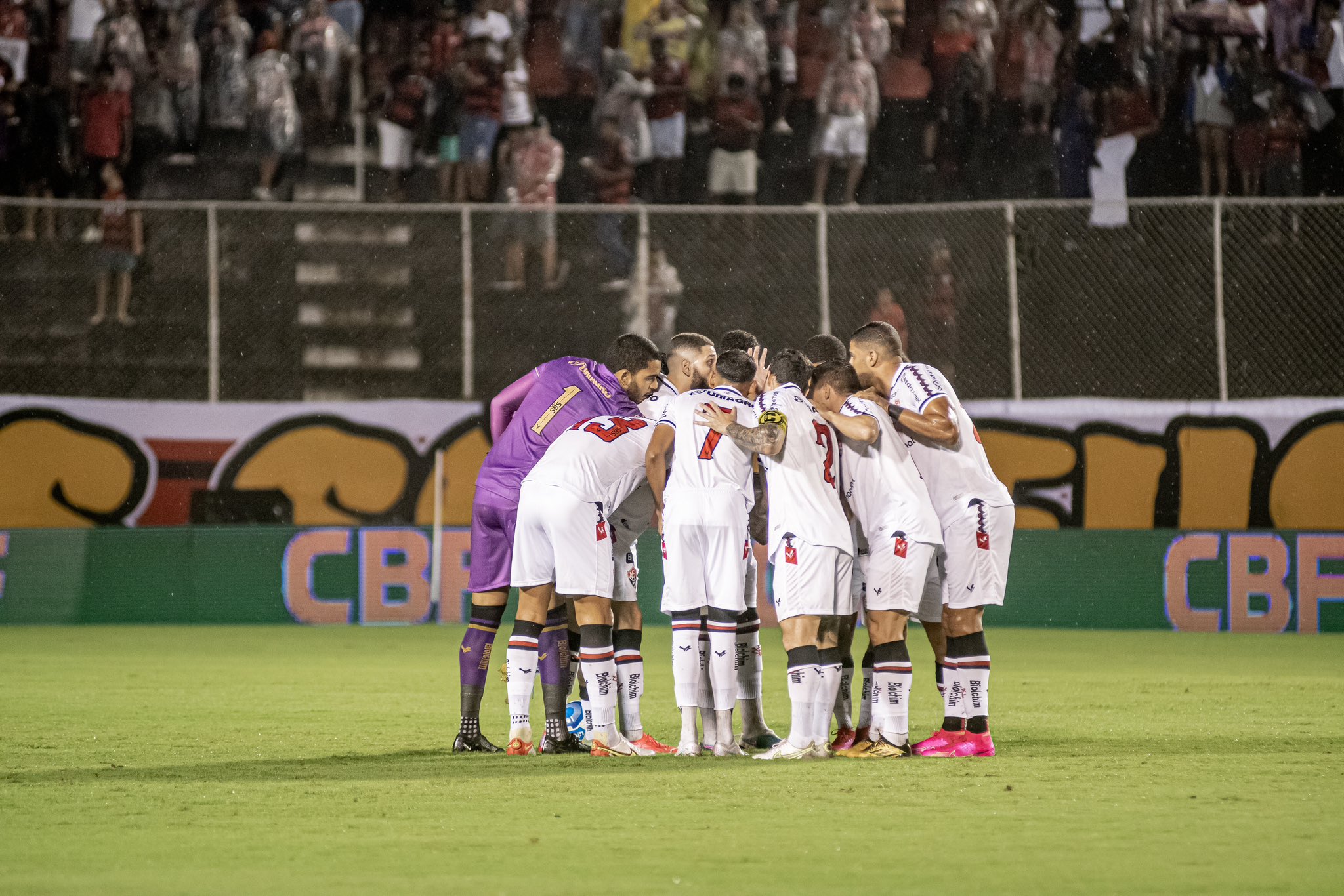 Favorito na 12ª rodada da Série B: Vitória x Criciúma, prognóstico e palpite