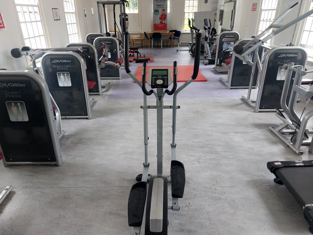 Thank you @wooddw1985 for your donation of a cross trainer to the #RecoveryThroughSport health and well-being gym #mentalhealth @AneurinBevanUHB @Matthew81156980 #trusttheprocess 👏👏