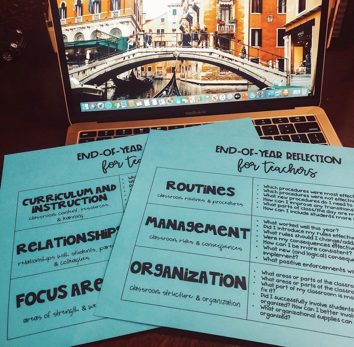 Grab these free end of year reflections for teachers! tremendous-speaker-9302.ck.page/5985d80559