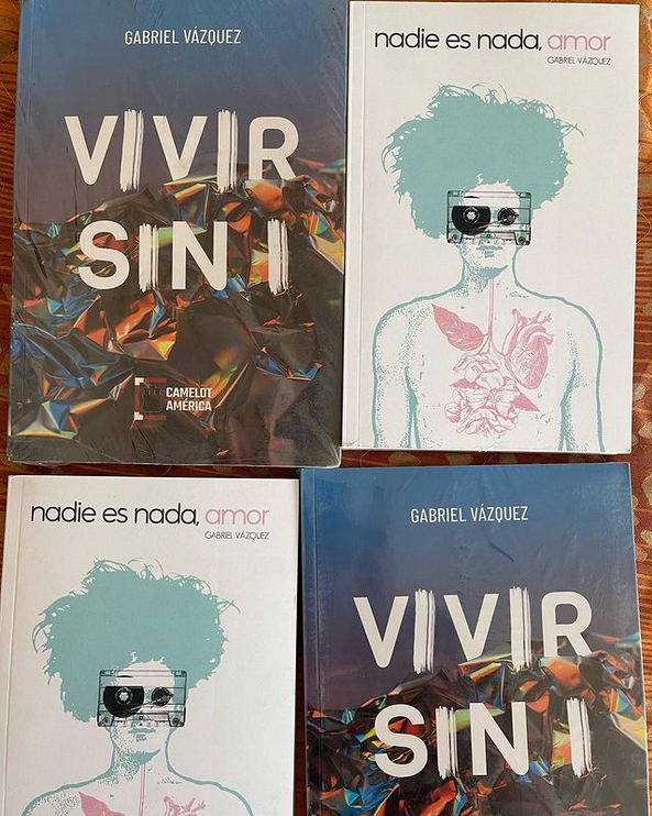 gabovazquezg's tweet photo. Amigos, este fin de semana andaré en la #CDMX por si alguien quiere un ejemplar de #vivirsini o de #nadieesnadaamor pa que se lo entregue en mano
LLAME YA! 🤪🤪

#autopromociondescarada

#librosmexico #novelasmexicanas #novelaconsoundtrack #lipograma #librosmexicanos #librosmx https://t.co/ZKmYAF1CWN