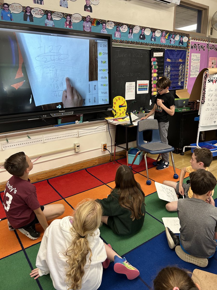 Students being teachers! They make my job so easy! ⁦<a href="/Hubbard_School/">MaryAHubbardSchool</a>⁩ ⁦<a href="/ramseyNJschools/">Ramsey School District</a>⁩