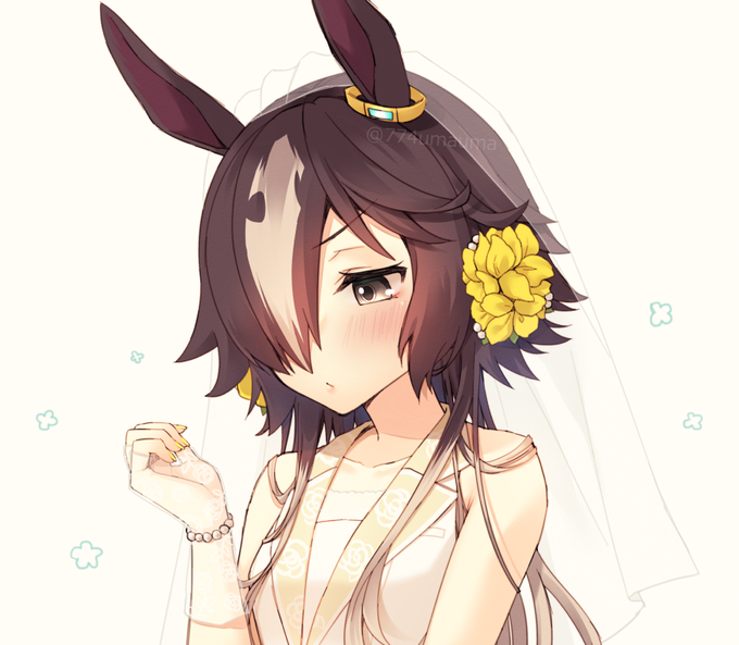 これはドレス着るだけかと思ってたらメイクとかネイルとかされてなんだか落ち着かないウちゃん概念