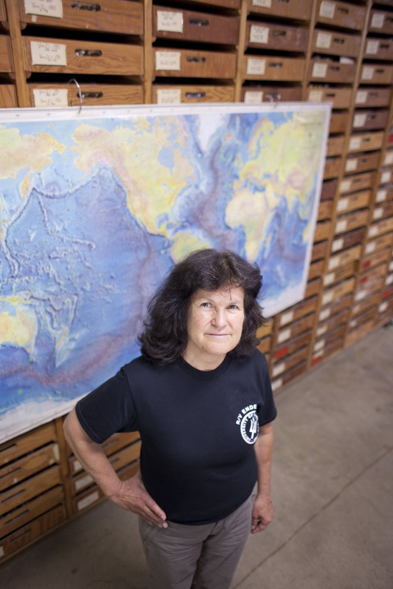 QCToday's tweet photo. Distinguished Professor Cecilia McHugh of @SEES_QC was recently named the 2023 recipient of the International Distinguished Career Award by @geosociety! This award is given in recognition of her numerous, distinguished &amp; significant contributions to the field. https://t.co/AWIzY4hieo