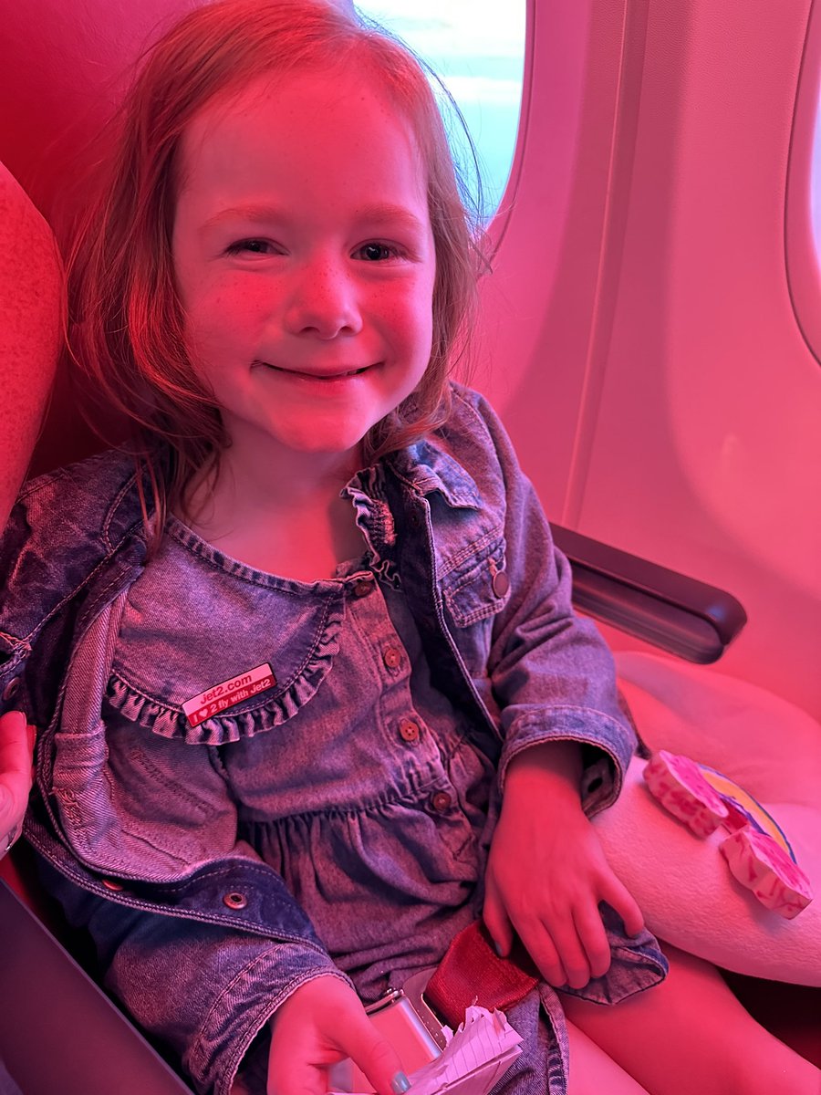 Macey’s first time on a plane, she loved it even the take off and landing! <a href="/jet2tweets/">Jet2tweets</a>