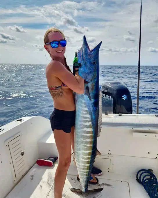 works like a charm, everybody falls for it😂

#bassfishing #bassfishingtips #bassfishingvideos #bassfishingtime #bassfishingireland #bassfishingnc #bassfishingpictures #fishing #fishinglife #fishingtri #fishingrods #fishinglovers #fishingphotography #newyorkfishing